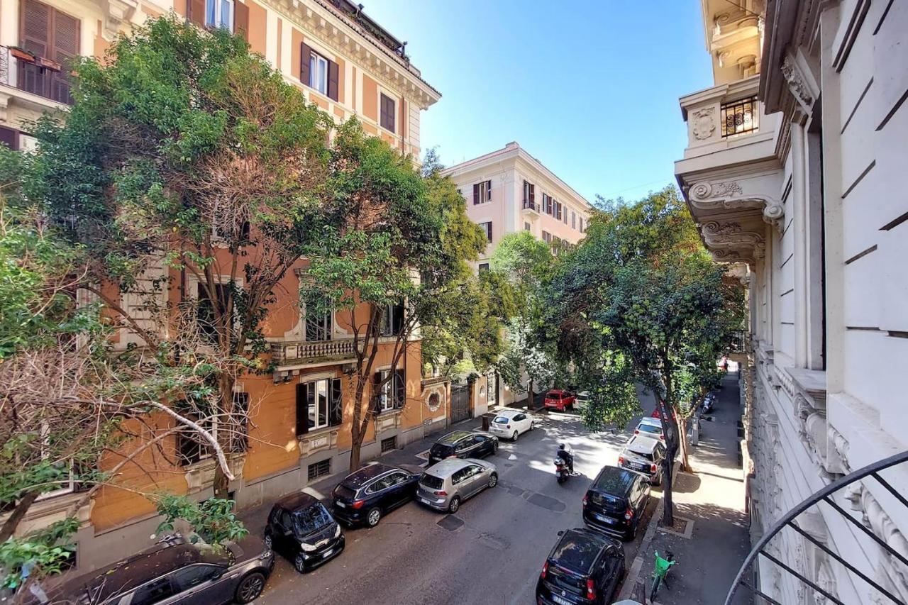 Appartamento "Corso - Cuore Di Roma" By Flatinrome Exterior photo